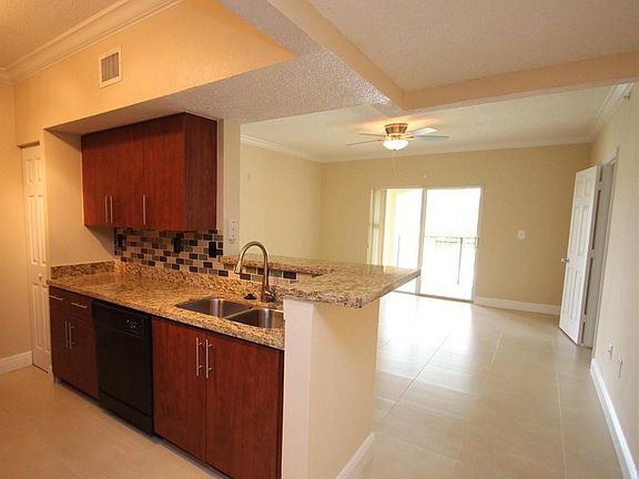2nd image of 231 SW 116th Ave #19208