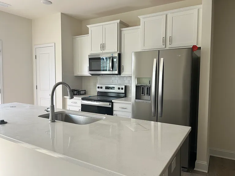 28 Hyacinth Ln — Photo 7