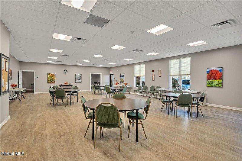 5th image of 8 Wall Street Apt. 235