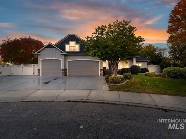 2697 W Los Flores Ct, Meridian, ID 83642