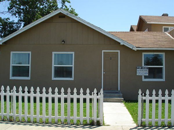 1st image of 1315 E St APT 1