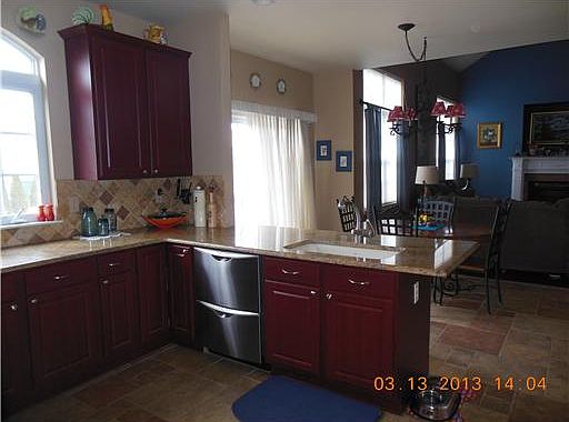5th image of 15 Valley Wood Dr