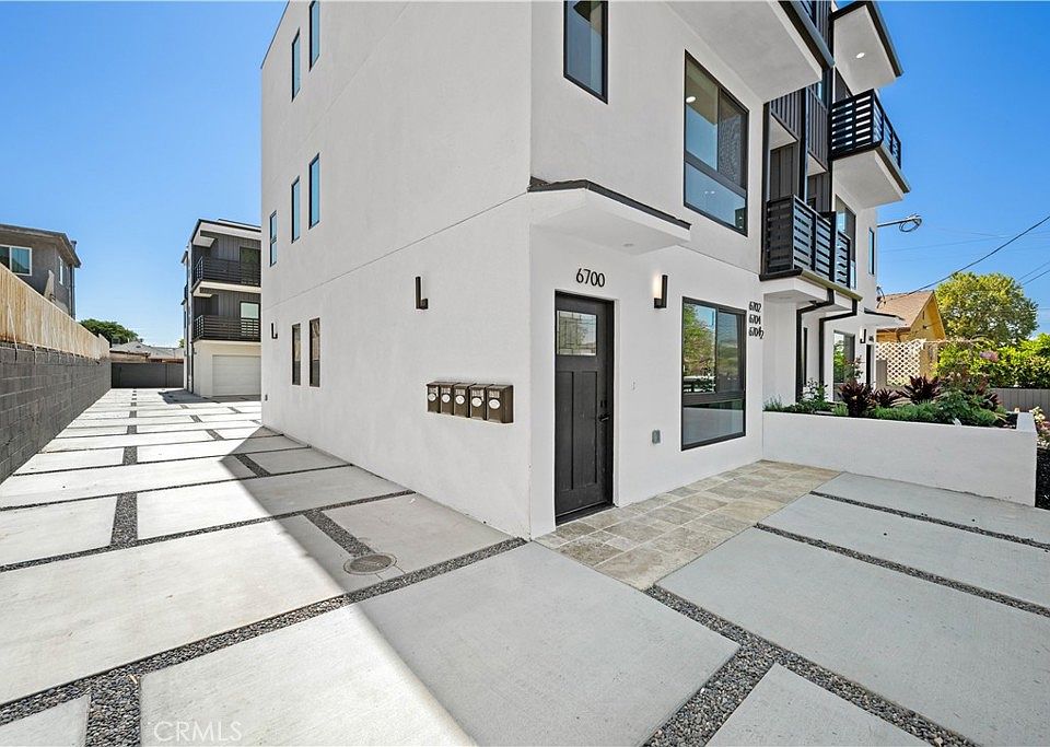 1st image of 6704 1/2 Kester Ave #6704
