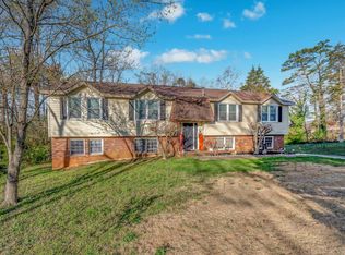 107 Hollibrook Ct, Mauldin, SC 29662