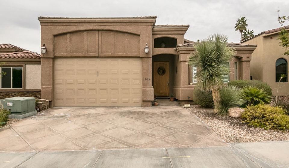 1st image of 470 Acoma Blvd S Unit 1016