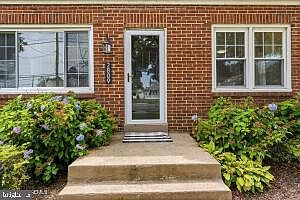 4th image of 2809 Nottingham Way