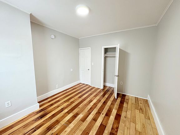 5th image of 19-21 Emerson St #1R