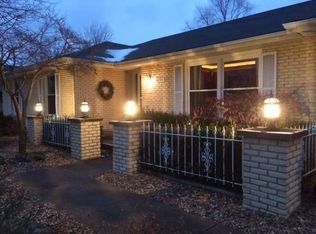 2459 E Cambridge St, Springfield, MO 65804