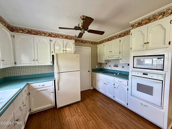 4th image of 1960 Inwood Rd