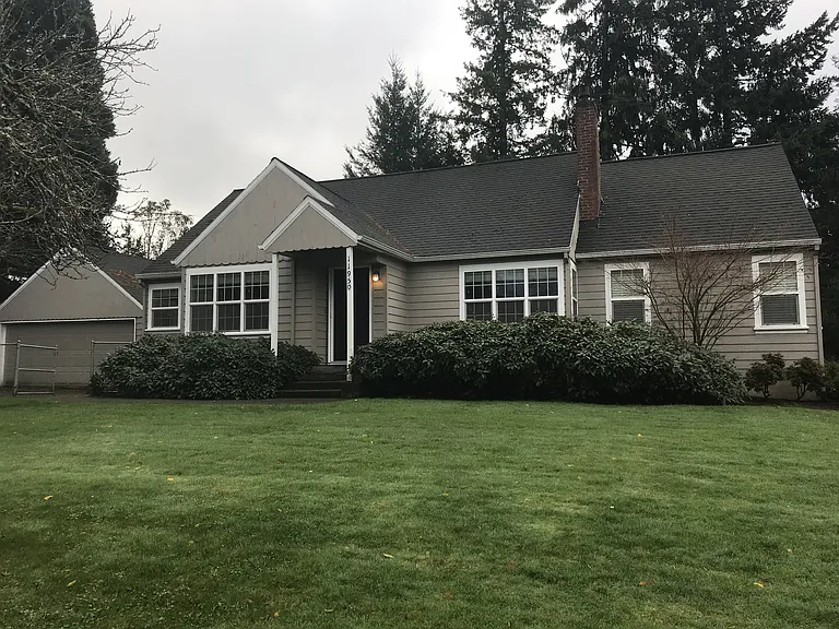 11950 NW Thompson Rd — Photo 1
