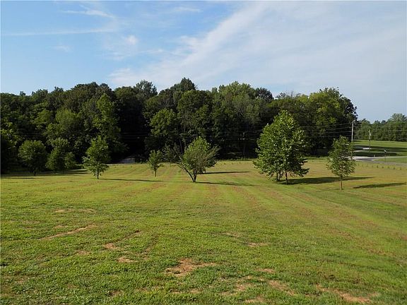 2nd image of 9883 S County Road 425 E