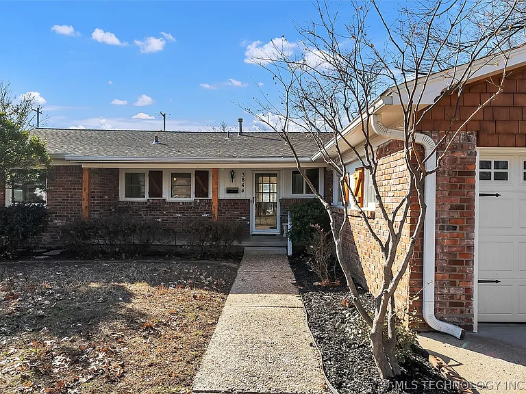 3844 E 56th Pl — Photo 4