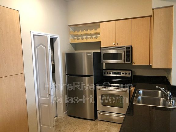 4th image of 3225 Turtle Creek Blvd #B-128