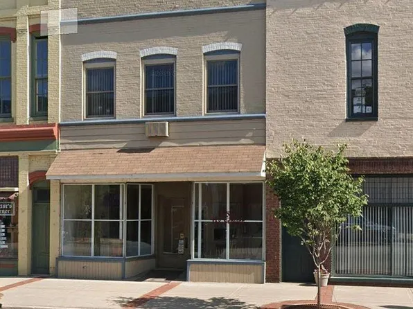 220 W Main St, Lowell, MI 49331