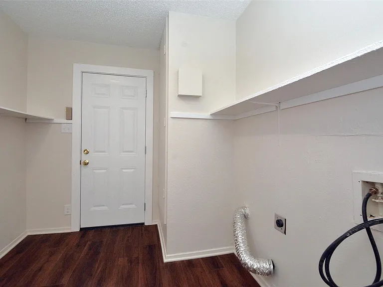 11314 Walnut Ridge Dr #B — Photo 10