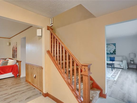 2nd image of 5389 Peach Dr