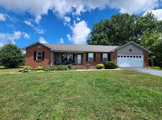 2426 Bowman Loop, Crossville, TN 38571