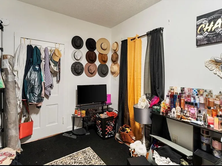 303 S Rowland St #2 — Photo 6