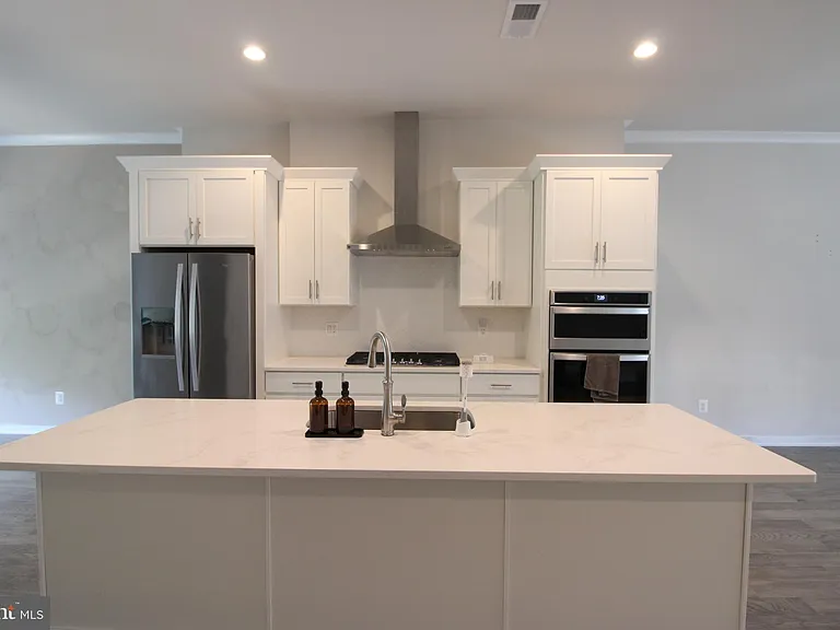 14304 Beckett Glen Cir — Photo 2