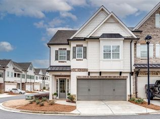 525 Springer Bnd NW, Marietta, GA