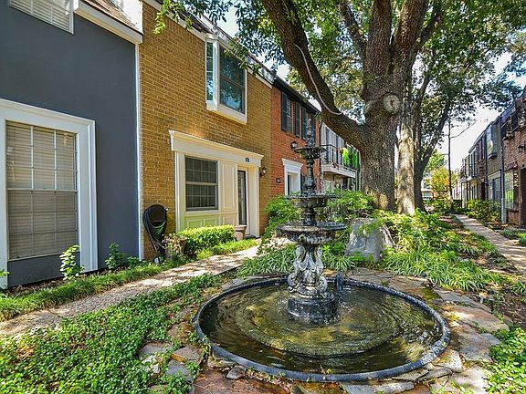 4th image of 11525 Burdine St APT 416