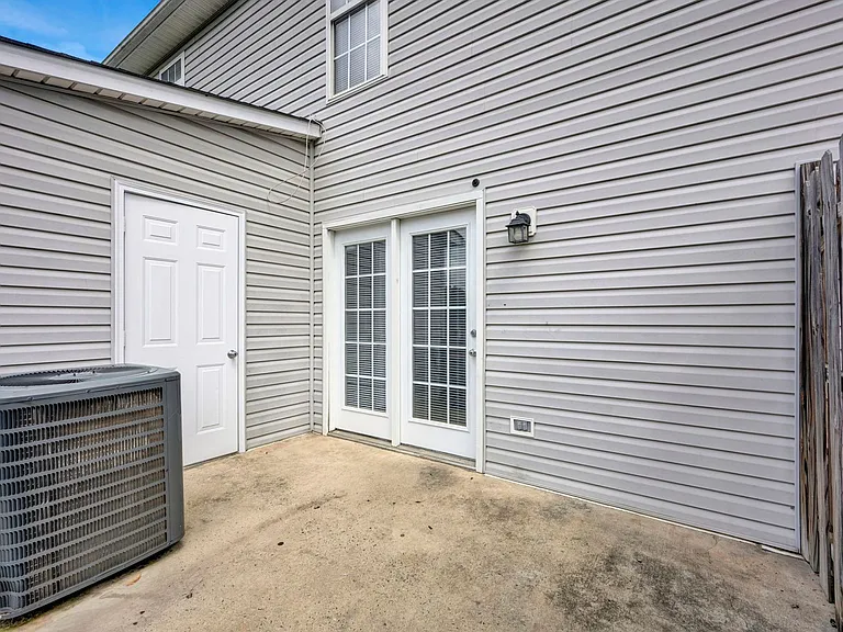 500 Jackson Park Rd — Photo 33