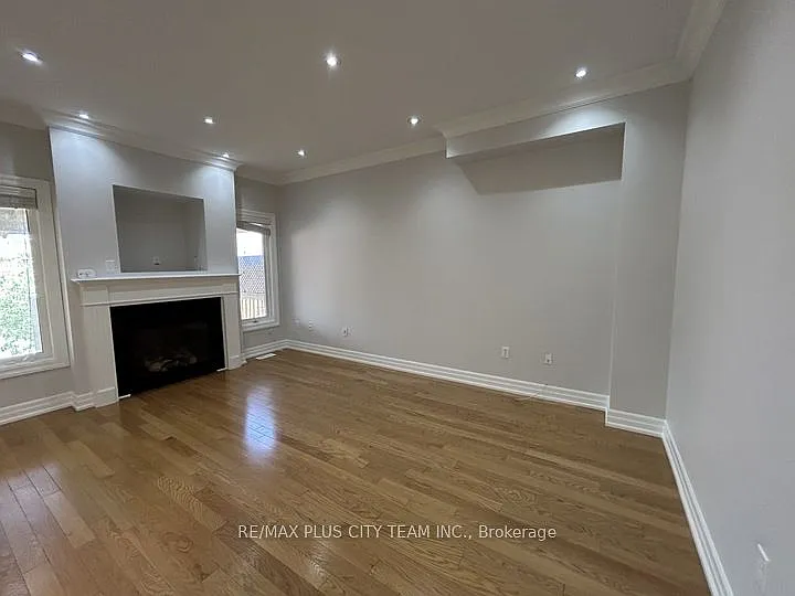 4 bed, $3,500 — Photo 2