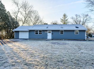 7681 Willow Ave, Woodridge, IL