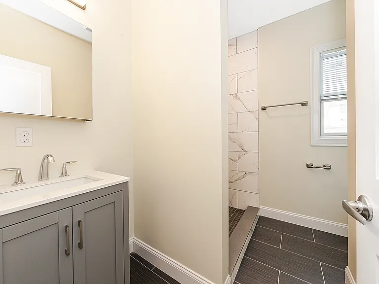 120 Jerome St — Photo 24