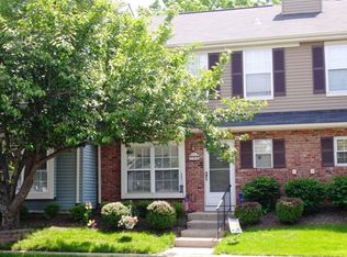 396 Inwood Ct, Somerset, NJ 08873