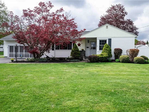 353 2nd St, Ilion, NY 13357