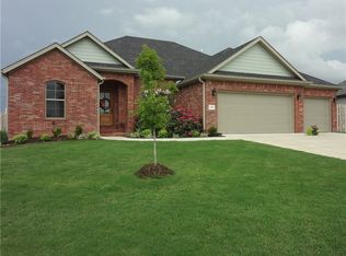 2008 W Naples Ave, Lowell, AR 72745