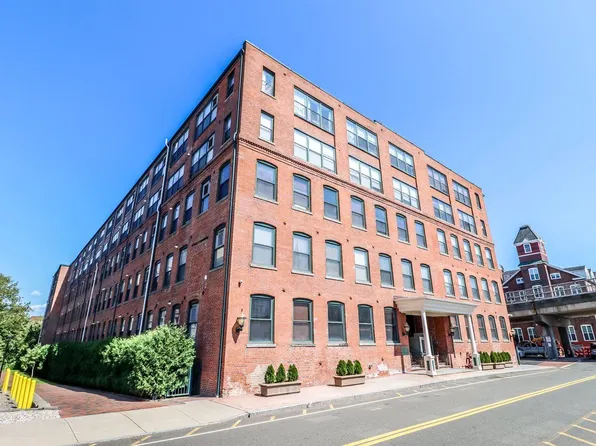 145 Canal St E #110, Shelton, CT 06484