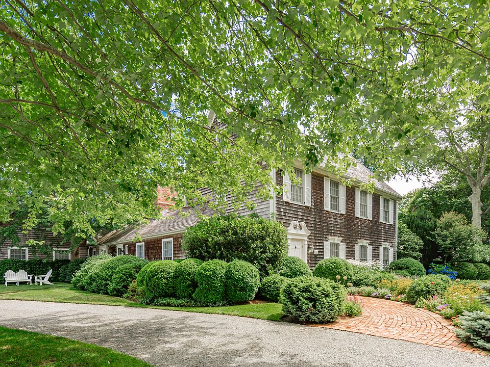 1st image of 34 Dunemere Ln