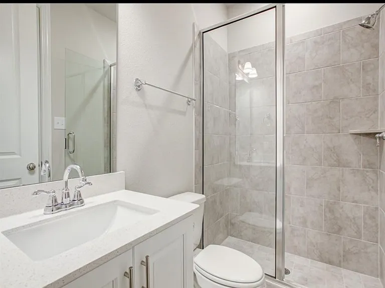 513 Hutchinson Ln — Photo 14