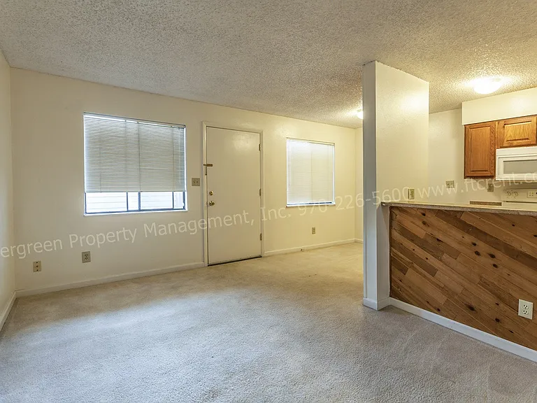 1705 Heatheridge Rd #G305 — Photo 3