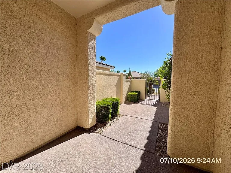 5193 Pensier St — Photo 8