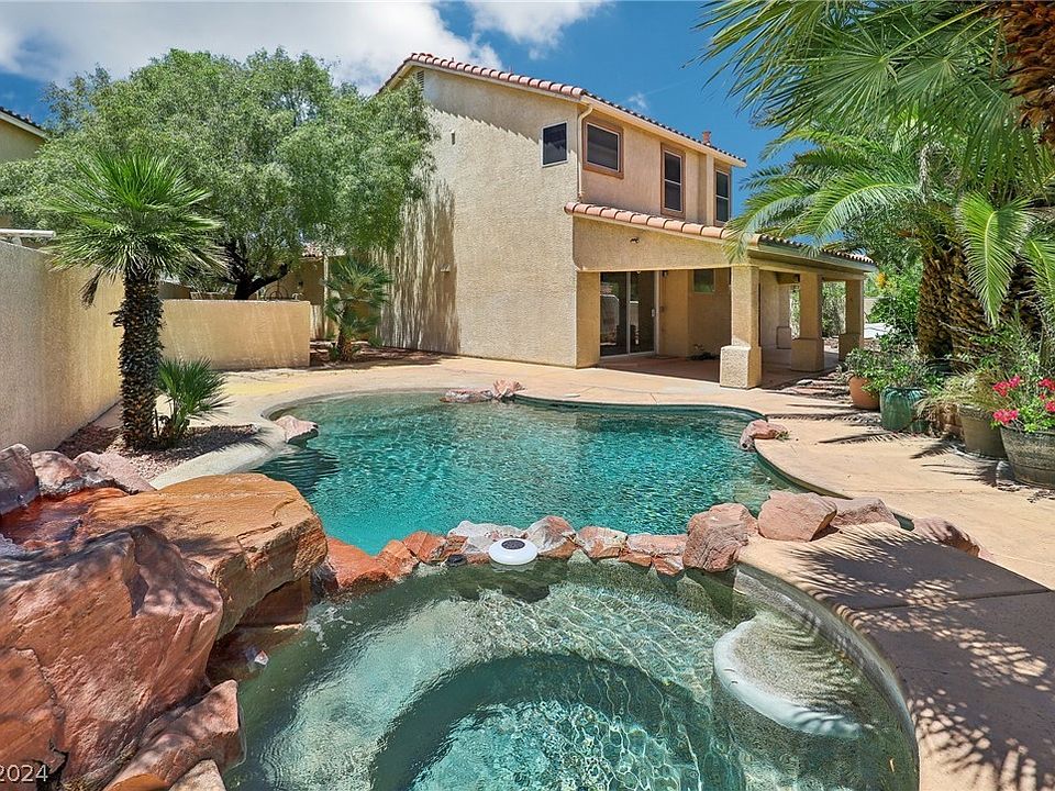 1st image of 1700 Pomerado Dr