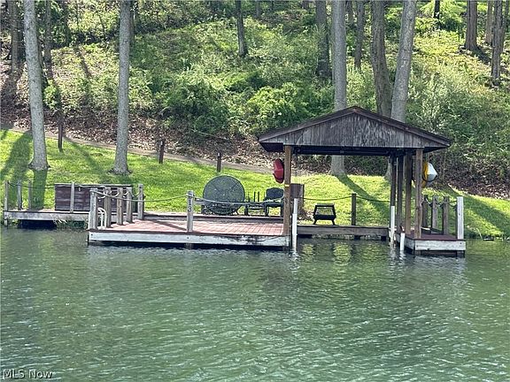 5th image of 2594 W Buckhorn Dr