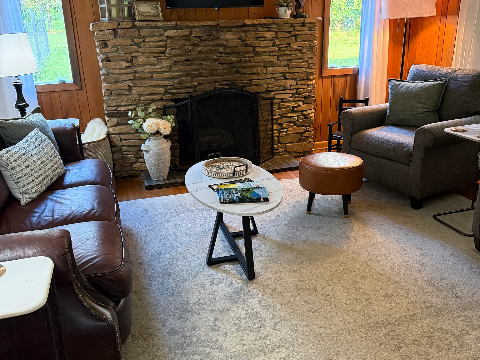 98 Cottage Ln — Photo 3