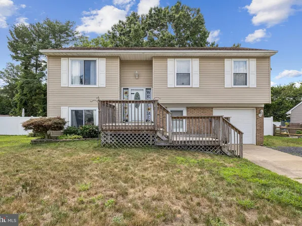 42 Avery Dr, Williamstown, NJ 08094