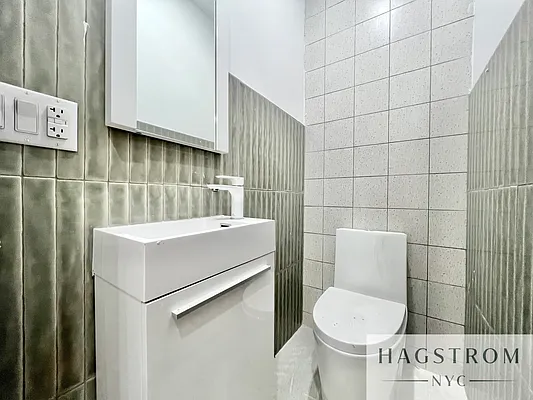 Rented by Hagstrom Management Inc | media 10