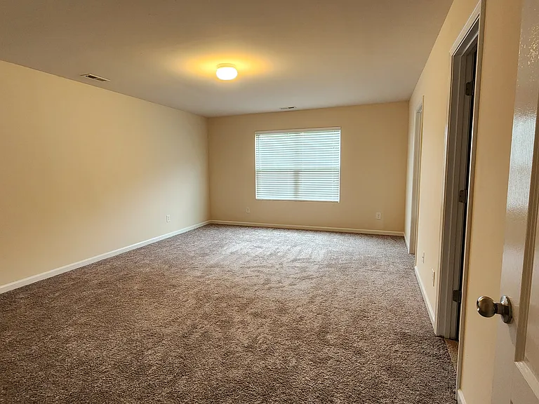 5002 Houndscroft Rd — Photo 11