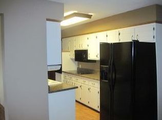 1098 212th Pl, Shenandoah, IA 51601