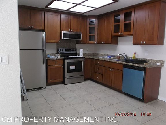 3rd image of 17590 Peak Ave