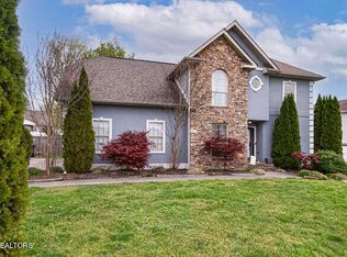 2270 Pewter Dr, Knoxville, TN 37909