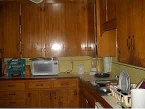 5th image of 4520 Frankfort Ave