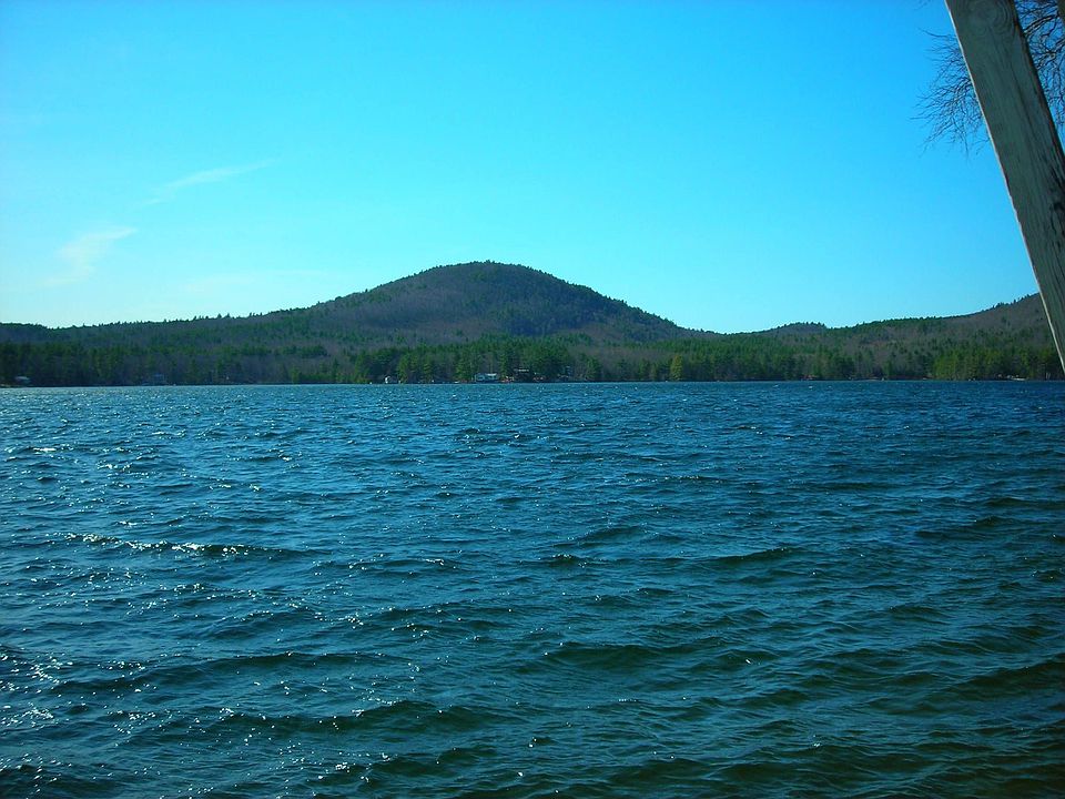 2nd image of 214 S Shore Rd
