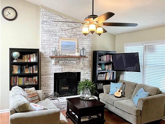 4th image of 8706 Joywood Ct