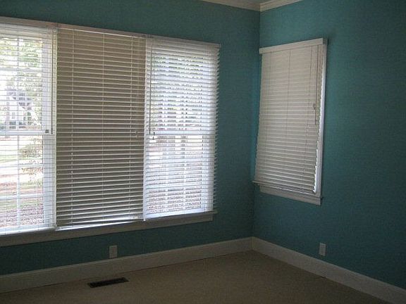 3rd image of 112 Seven Oaks Way #39